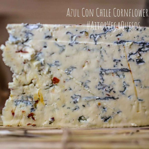 Queso Azul Con Chile Cornflower Bio