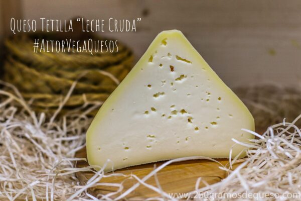 Queso Tetilla "Leche Cruda" de Campo Capela