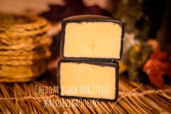 Queso Cheddar Black Bob Extra