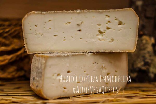 Queso Hualdo Corteza Enmohecida