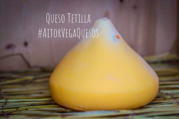 Queso Tetilla "Leche Cruda" (pieza entera) de Campo Capela